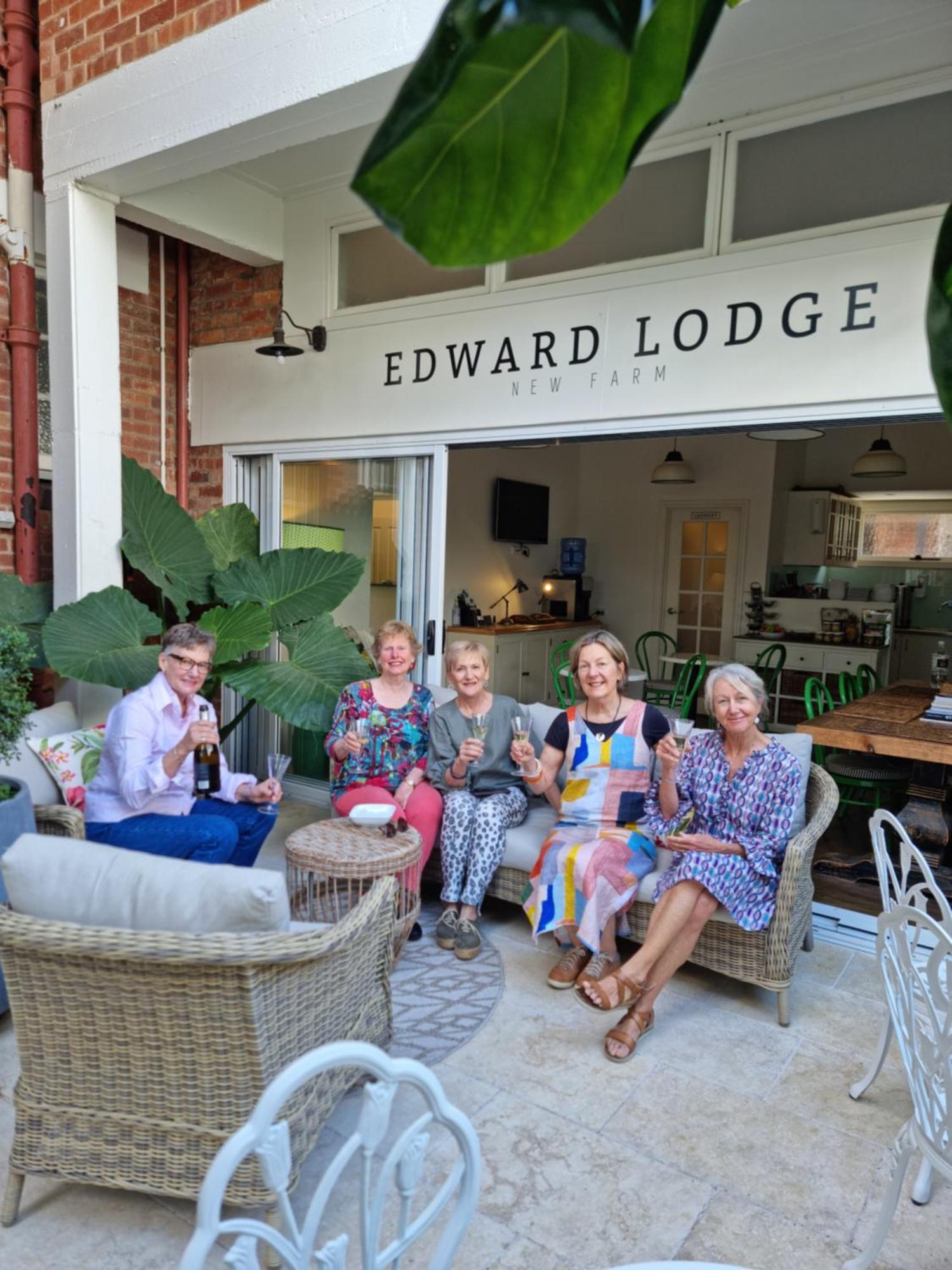 Edward Lodge New Fam Μπρίσμπεϊν Εξωτερικό φωτογραφία